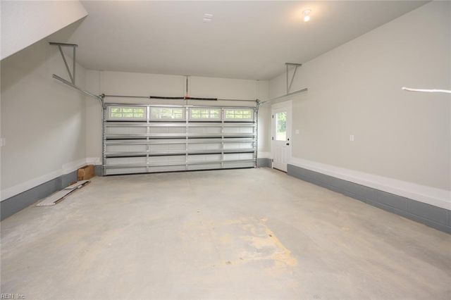 245 Sharber LN, Elizabeth City, NC 27909