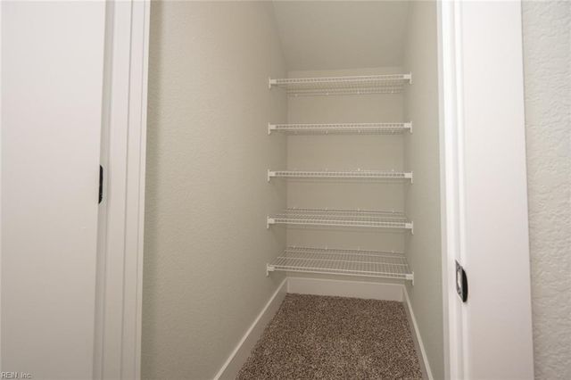 245 Sharber LN, Elizabeth City, NC 27909