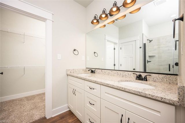 245 Sharber LN, Elizabeth City, NC 27909