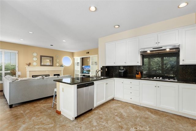 61 Summitcrest, Trabuco Canyon, CA 92679