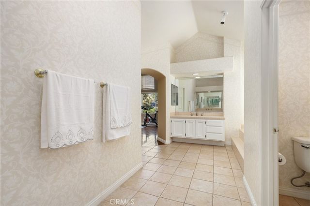 61 Summitcrest, Trabuco Canyon, CA 92679