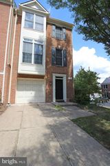 11799 VALLEY RIDGE CIR, Fairfax, VA 22033