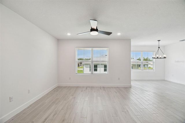 8257 W ELDRON PLACE 40, Dunnellon, FL 34434