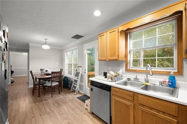 965 Sugar Meadow Drive, Sugar Hill, GA 30518