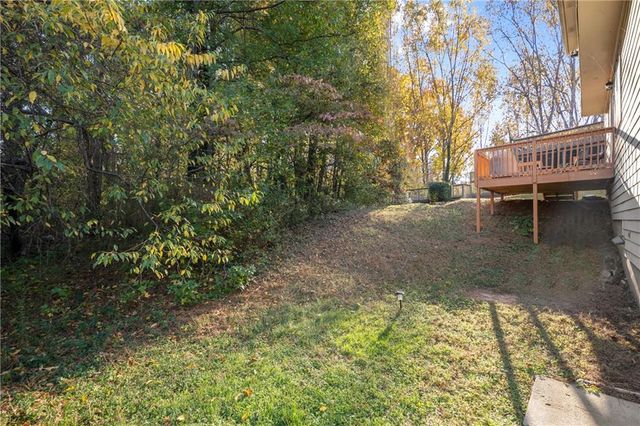 965 Sugar Meadow Drive, Sugar Hill, GA 30518