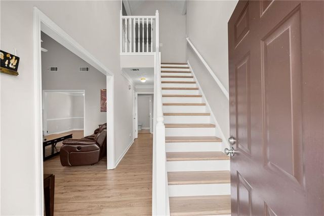 965 Sugar Meadow Drive, Sugar Hill, GA 30518