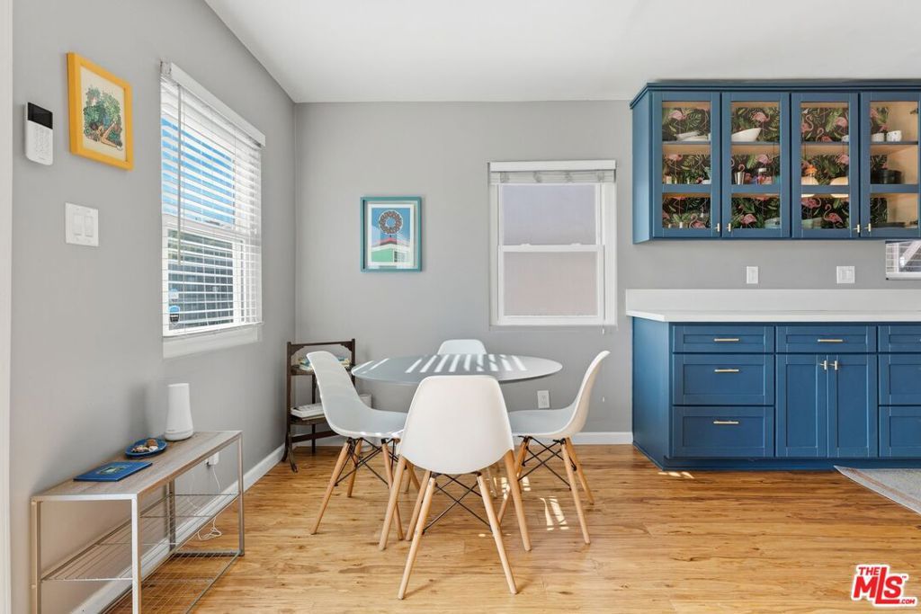 Image 3 of property listing at 711 Bernard Street, Los Angeles, CA 90012