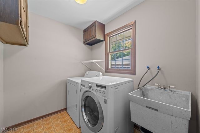 15772 Boston Road, Strongsville, OH 44136