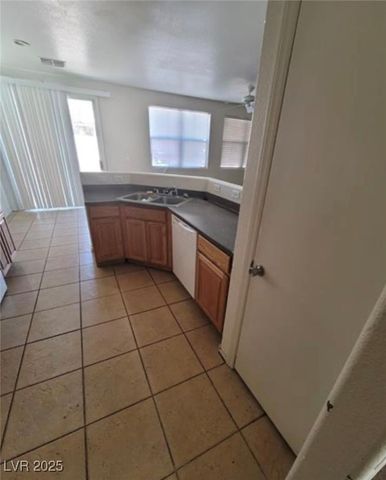 6709 Brick House Avenue, Las Vegas, NV 89122