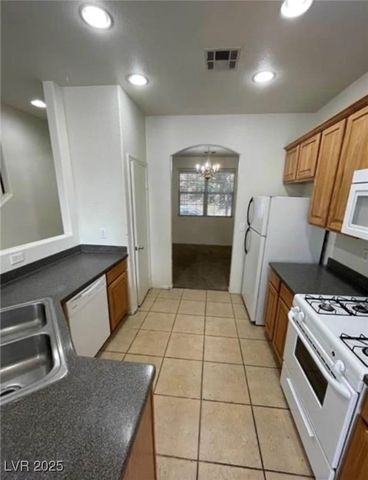 6709 Brick House Avenue, Las Vegas, NV 89122