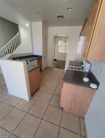 6709 Brick House Avenue, Las Vegas, NV 89122