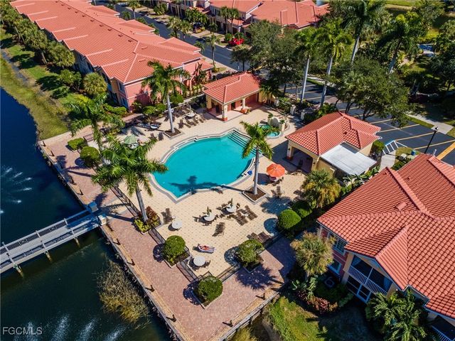 10001 Villagio Gardens LN 207, Estero, FL 33928