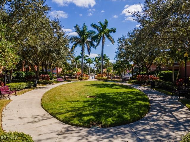 10001 Villagio Gardens LN 207, Estero, FL 33928