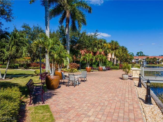 10001 Villagio Gardens LN 207, Estero, FL 33928