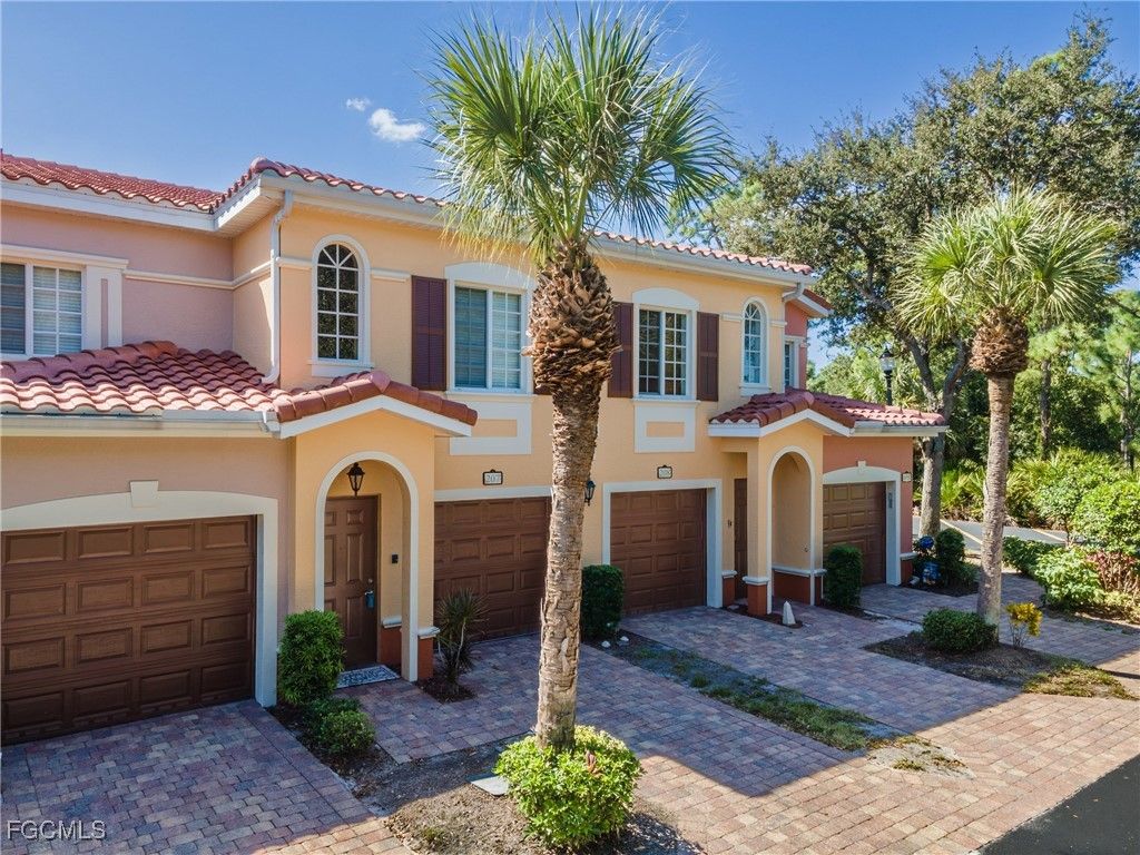 10001 Villagio Gardens LN 207, Estero, FL 33928