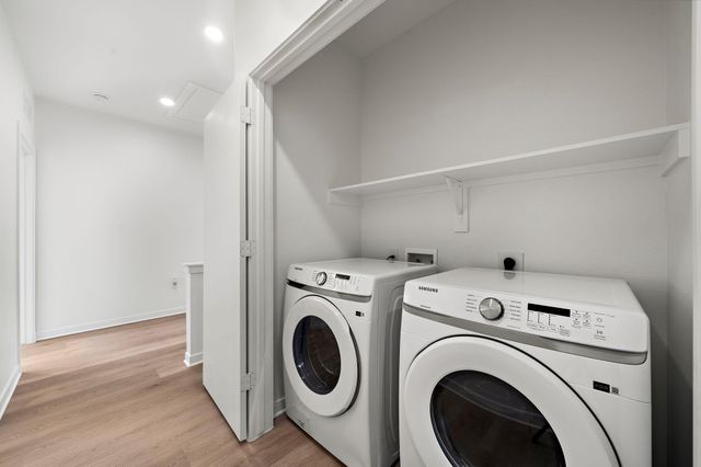 1941 Sawdust Road 158, The Woodlands, TX 77380