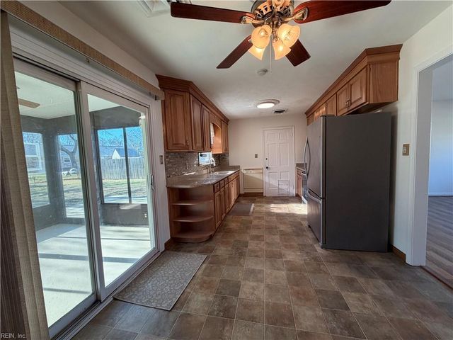 286 Marlboro RD, Newport News, VA 23602