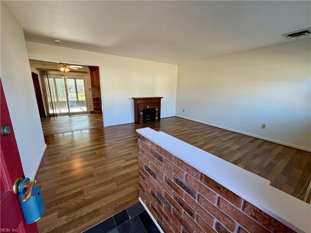 286 Marlboro RD, Newport News, VA 23602