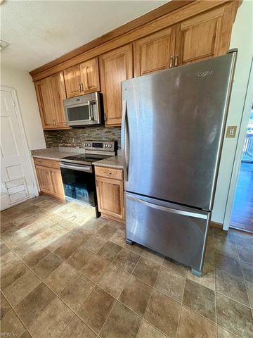 286 Marlboro RD, Newport News, VA 23602