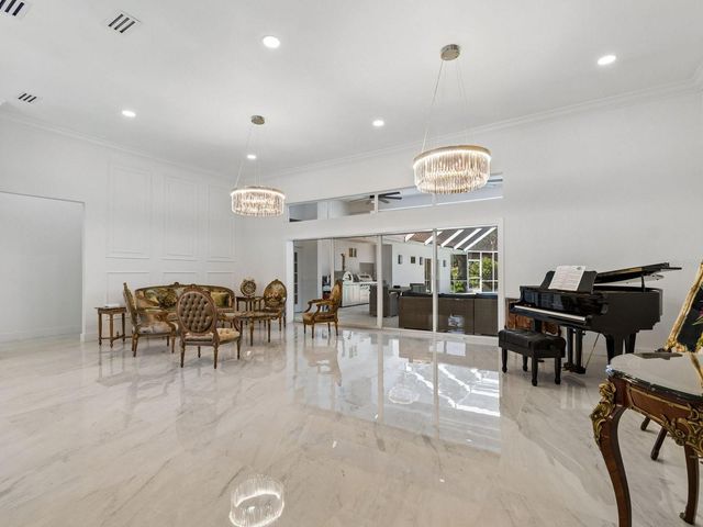 2402 HUNTINGTON BOULEVARD, Safety Harbor, FL 34695