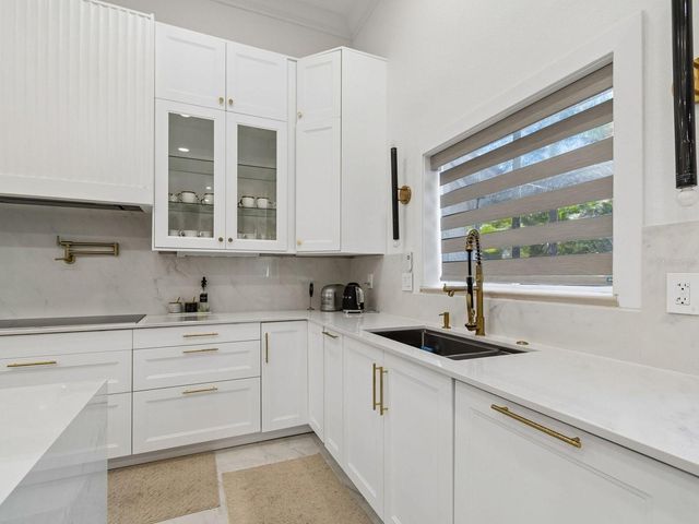2402 HUNTINGTON BOULEVARD, Safety Harbor, FL 34695