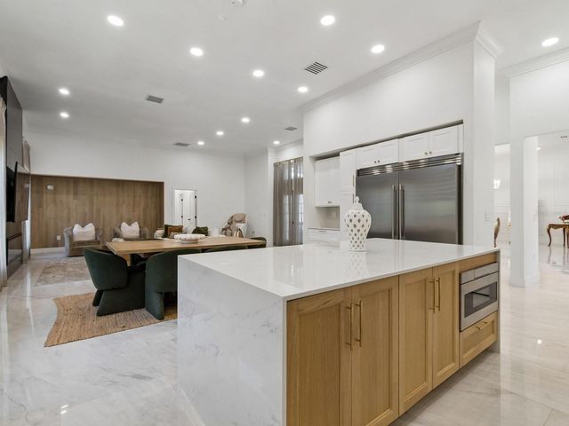 2402 HUNTINGTON BOULEVARD, Safety Harbor, FL 34695