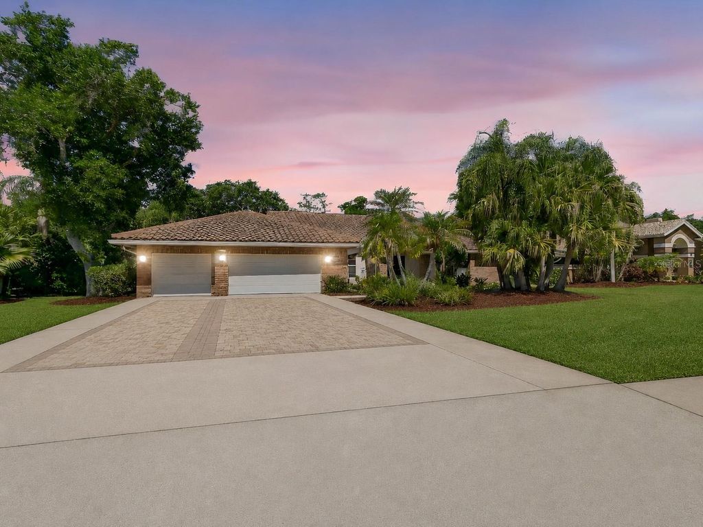 2402 HUNTINGTON BOULEVARD, Safety Harbor, FL 34695