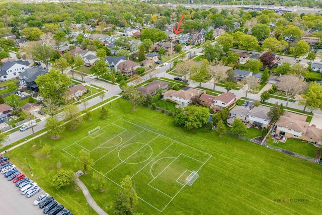 607 S Cedar Avenue, Elmhurst, IL 60126