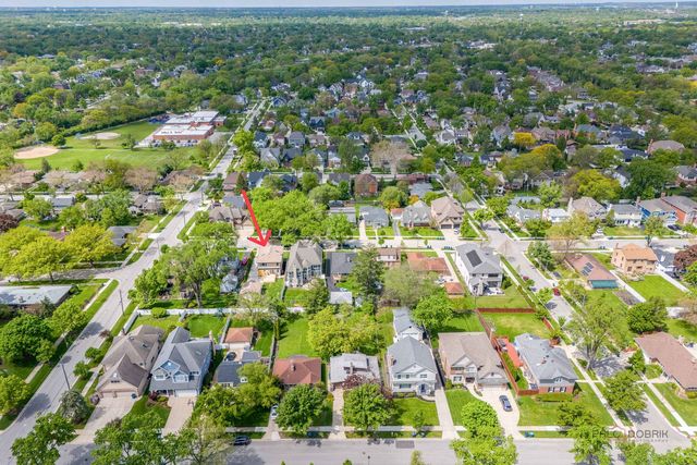 607 S Cedar Avenue, Elmhurst, IL 60126