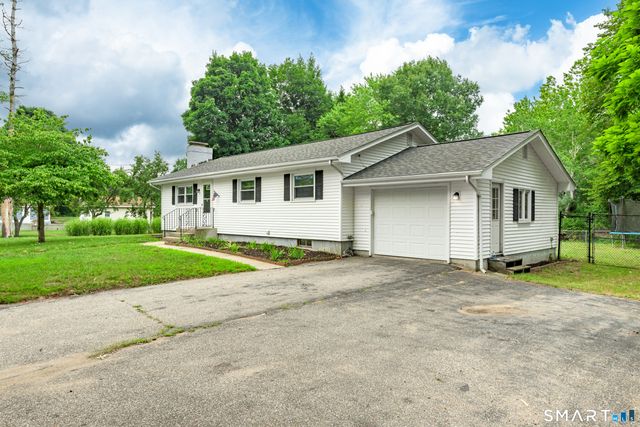 15 Cracow Avenue, Windham, CT 06280