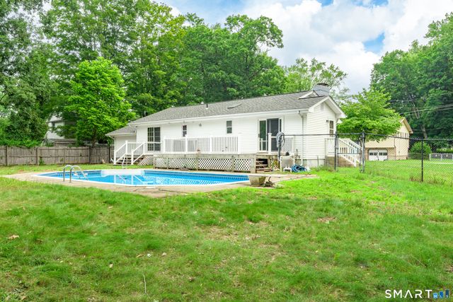 15 Cracow Avenue, Windham, CT 06280
