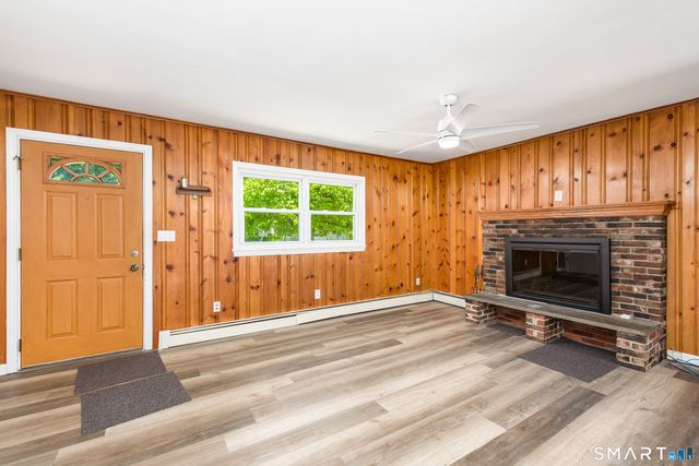 15 Cracow Avenue, Windham, CT 06280