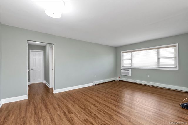 4 Rose Street 5-H1, Oceanside, NY 11572