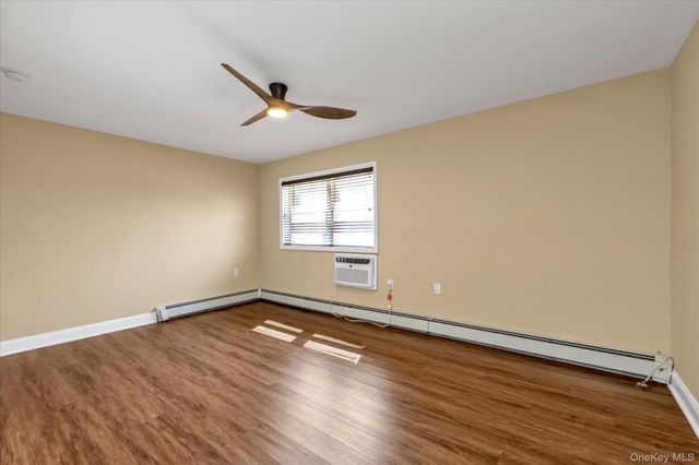 4 Rose Street 5-H1, Oceanside, NY 11572