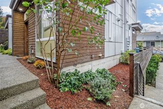 9221 Linden Avenue N #A, Seattle, WA 98103