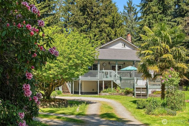 27428 97th Avenue SW, Vashon, WA 98070