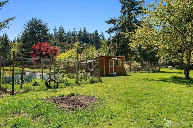 27428 97th Avenue SW, Vashon, WA 98070