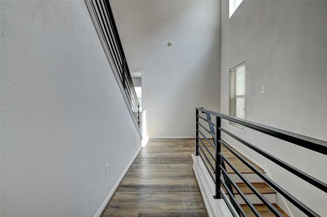 7042 Plum Creek Terrace Lane, Houston, TX 77087