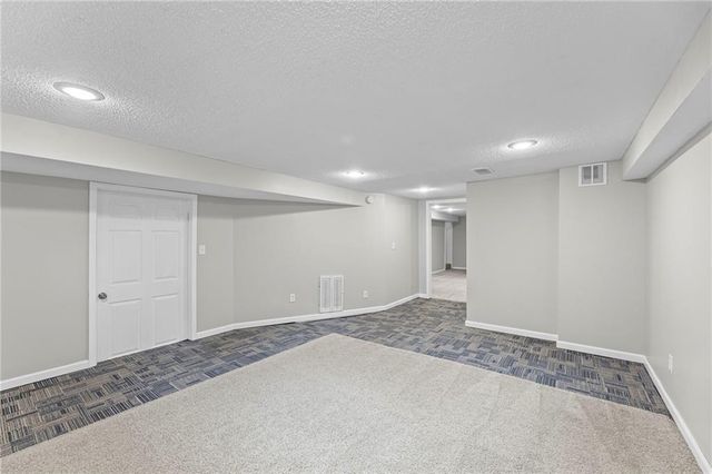 8404 Shawnee Lane, Overland Park, KS 66212