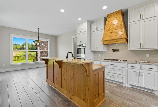 802 Nature Way, Benton, AR 72019