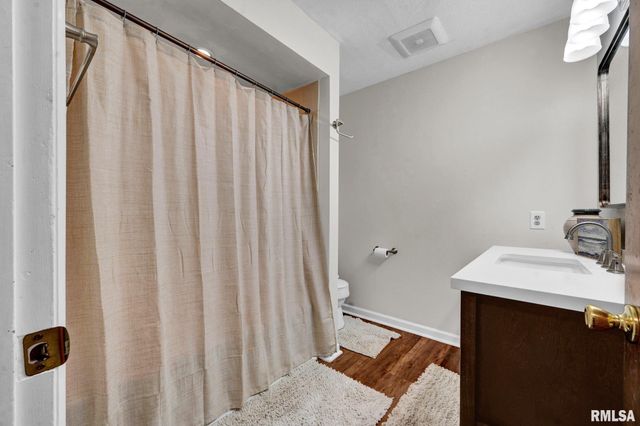 3333 W LEXINGTON Court, Peoria, IL 61615