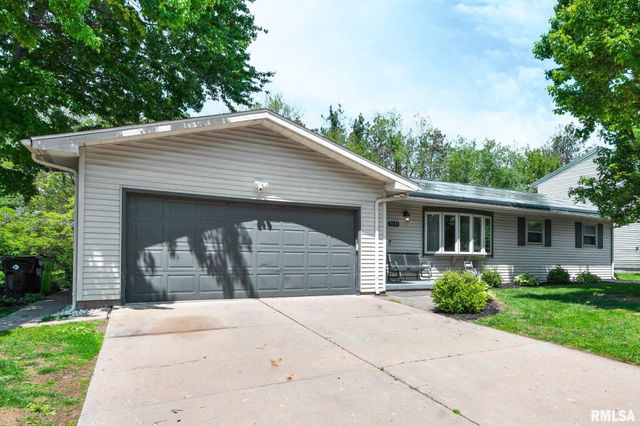 3333 W LEXINGTON Court, Peoria, IL 61615