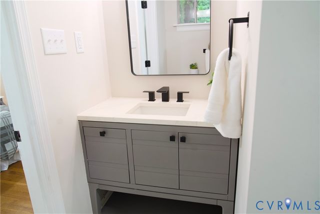 8005 Wynbrook Ln, Hanover, VA 23111