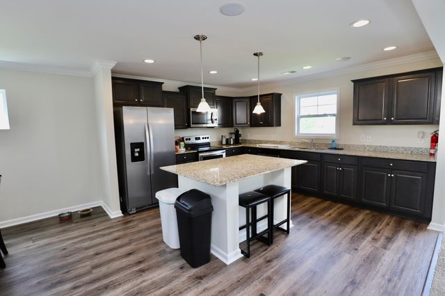 17 Carriagebrook Circle, Camden, SC 29020