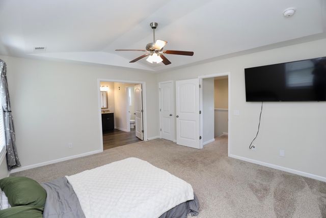 17 Carriagebrook Circle, Camden, SC 29020