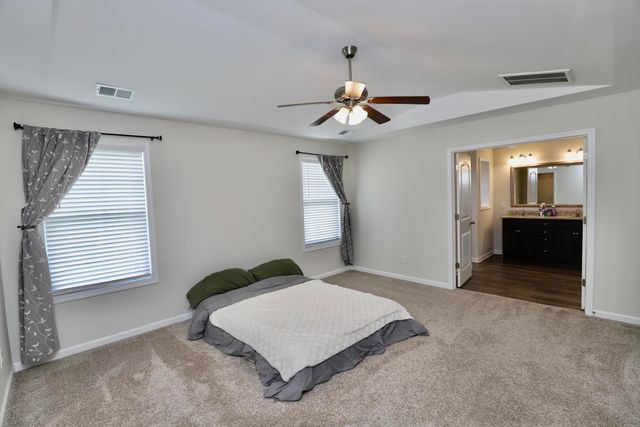17 Carriagebrook Circle, Camden, SC 29020