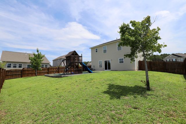 17 Carriagebrook Circle, Camden, SC 29020