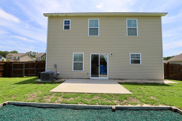 17 Carriagebrook Circle, Camden, SC 29020