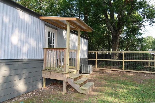 166,168,172,176 Long Beach Drive, Hot Springs, AR 71913