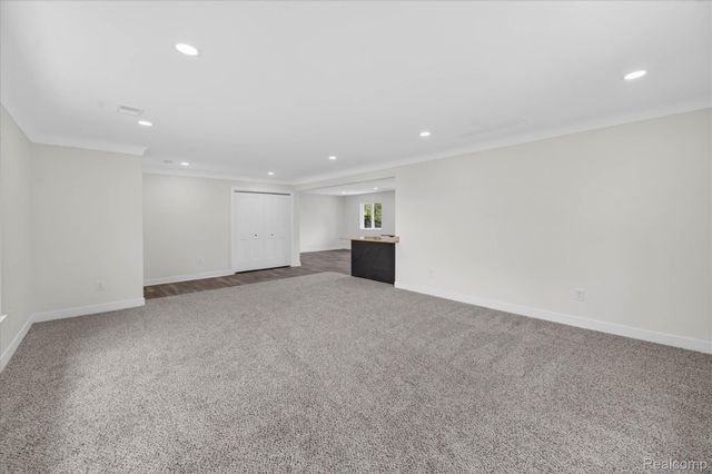 29055 Bredow Avenue, Huron Charter Township, MI 48174